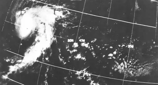 Hurricane debbie 1969 project stormfury cloud seeding.webp